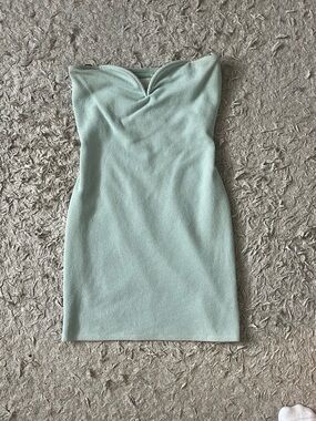 H&M Strapless Mint Green Bodycon Dress